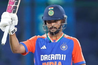 অস্ট্রেলিয়া সিরিজের প্রথম ৩ টি-টোয়েন্টি থেকে ছিটকে গেলেন রেড্ডি