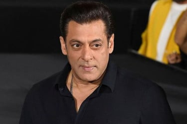 সালমান খানকে নিষিদ্ধের বিষয়ে মুখ খুলল পাকিস্তান সরকার