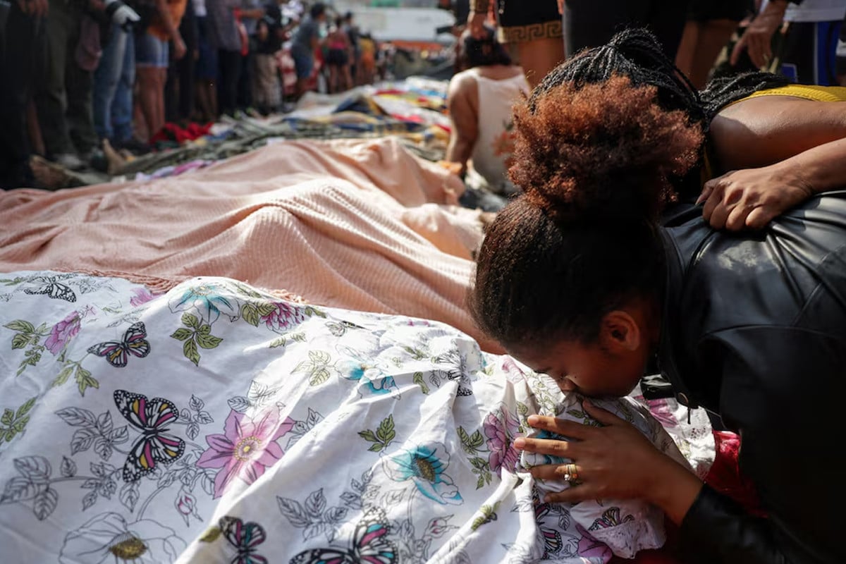 ব্রাজিলে লাশের স্তুপ, আসলে কি ঘটছে?