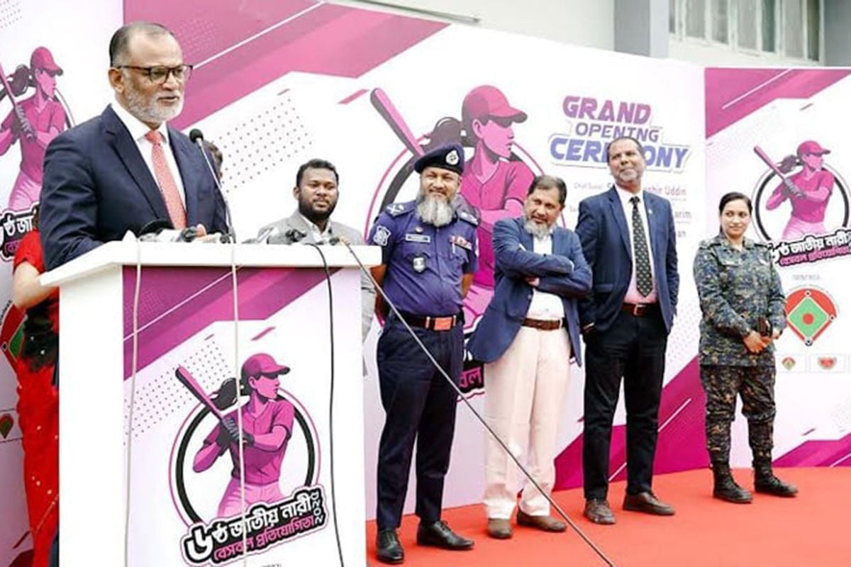 তরুণ সমাজে ভয়াবহ সমস্যা হিসেবে দেখা দিয়েছে মাদক: বাণিজ্য উপদেষ্টা