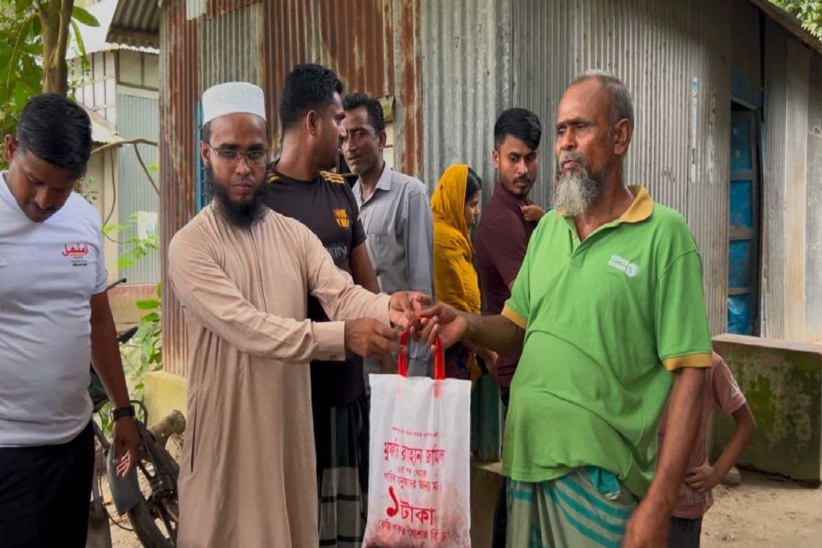 ভাঙ্গায় এবার তিনি দিলেন এক টাকা কেজি গরুর মাংস!