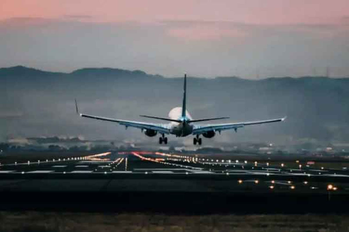 কাশ্মীরে আন্তর্জাতিক বিমানবন্দর নির্মাণের ঘোষণা পাকিস্তানের