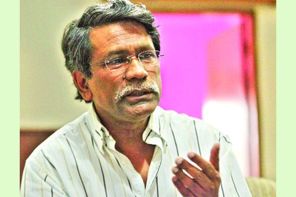 বিতর্কের ঝড় আমলে নিচ্ছে না ঐক্য কমিশন