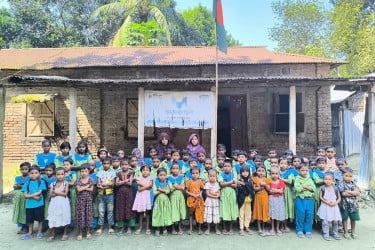 গাইবান্ধার প্রত্যন্ত গ্রামে জ্ঞানের আলো ছড়াচ্ছে বসুন্ধরা শুভসংঘ স্কুল