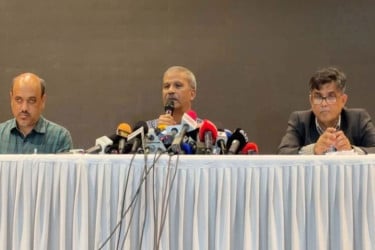 দ্রুতই গণভোটের সিদ্ধান্ত দেবেন প্রধান উপদেষ্টা: আইন উপদেষ্টা