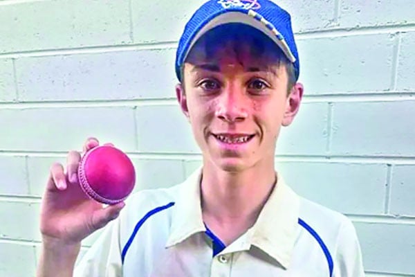 ফিলিপ হিউজের স্মৃতি ফিরিয়ে চিরবিদায়