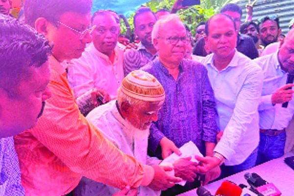 বিএনপির স্বাক্ষর করা পাতা বদলে ঐকমত্য কমিশনে জমা দেওয়া হয়েছে : রিজভী