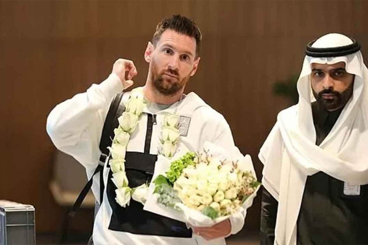 বিশ্বকাপের আগে সৌদি লিগে খেলতে চেয়েছিলেন মেসি, ‘অনুমতি দেয়নি’ সরকার