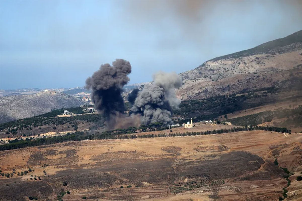 ইসরায়েলি বাহিনীকে প্রতিহতের নির্দেশ লেবাননের প্রেসিডেন্টের