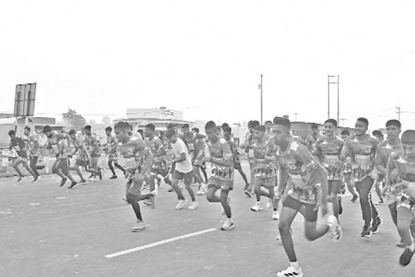 মাদকের বিরুদ্ধে ‘হাওড় ম্যারাথন’