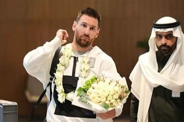 বিশ্বকাপের আগে সৌদি লিগে খেলতে চেয়েছিলেন মেসি, ‘অনুমতি দেয়নি’ সরকার