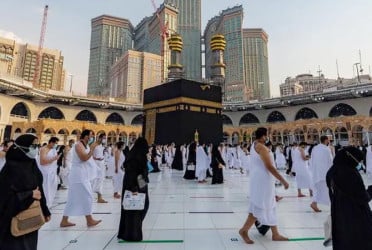 ওমরাহ ভিসা নিয়ে নতুন সিদ্ধান্ত সৌদির