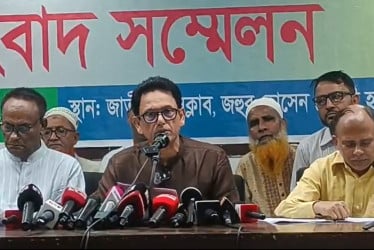 বিদেশযাত্রায় নিষেধাজ্ঞার কারণ জানতে চেয়ে সদুত্তর পাইনি : এহসানুল হক মিলন