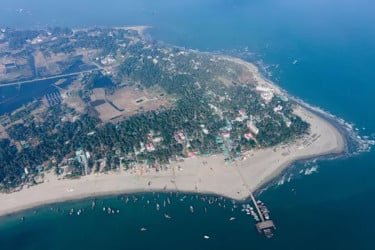 কাল থেকে যাওয়া যাবে সেন্টমার্টিন, মানতে হবে ১২ নির্দেশনা