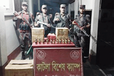 দিনাজপুরে বিজিবির অভিযানে মাদক উদ্ধার