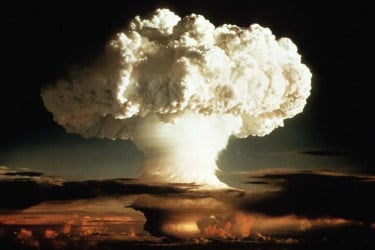 আবার কেন বিশ্বজুড়ে পারমাণবিক পরীক্ষার তোড়জোড়?