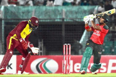 শেফার্ডের হ্যাটট্রিকে, ১৫১ রানে অলআউট বাংলাদেশ