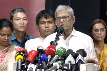 সংকট থেকে উত্তরণের পথ সরকারকেই খুঁজে বের করতে হবে : মির্জা ফখরুল