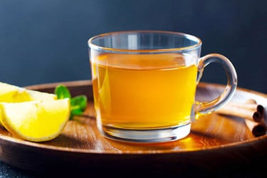 কেন খাবেন লেবু চা
