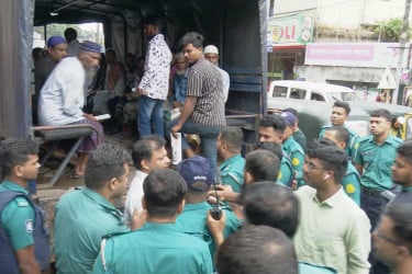 সিলেটে বাসদের কার্যালয় থেকে ২২ নেতাকর্মী আটক