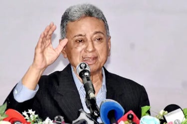 দেশের সিদ্ধান্ত জনগণকে নিতে দিন : ঐকমত্য কমিশনকে আমীর খসরু