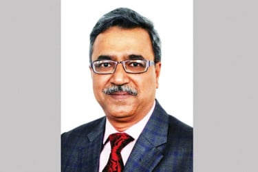 ডিজিটাল নিরাপত্তা আইনের মামলা থেকে মিনহাজ মান্নানকে অব্যাহতি