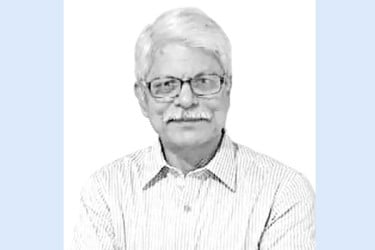 আমাদের বিজ্ঞ রাজনীতিবিদদের সমস্যা!