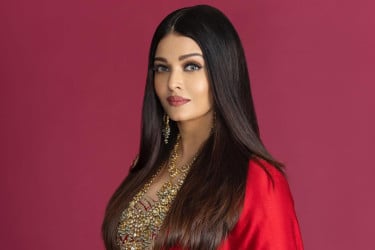 ‘বিবাহবিচ্ছেদ’ প্রশ্নে যে জবাব দেন ঐশ্বরিয়া