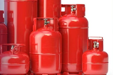 ১২ কেজি এলপিজি সিলিন্ডারে দাম কমল ২৬ টাকা