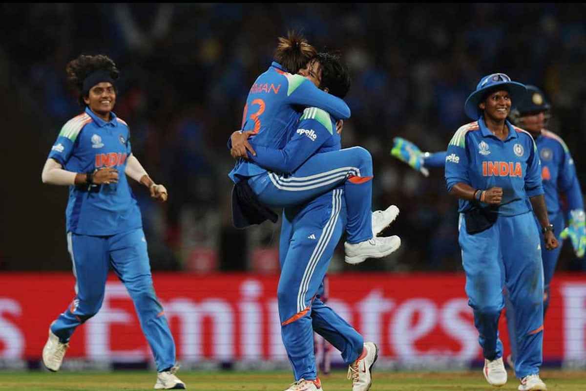 দক্ষিণ আফ্রিকার স্বপ্ন ভেঙে বিশ্ব চ্যাম্পিয়ন ভারত