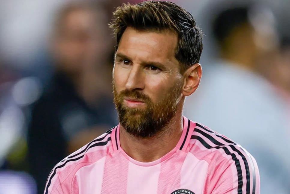 দীর্ঘদিনের দুই সতীর্থের অবসর নিয়ে যা বললেন মেসি