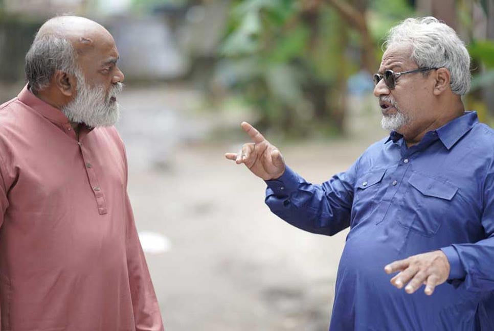 পুরান ঢাকার মানুষদের শিকড় গল্প ‘মহল্লা'