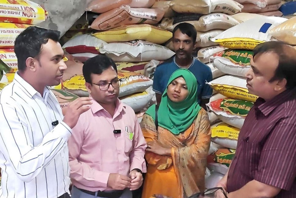 বগুড়ায় চার প্রতিষ্ঠানকে লাখ টাকা জরিমানা