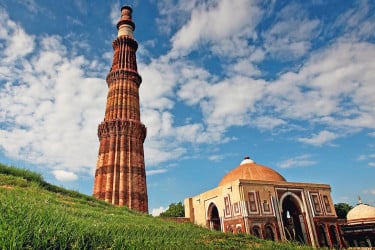 ক্রীতদাস থেকে দিল্লির বাদশাহ