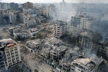 ইসরায়েলের হামলা চলছেই, পশ্চিম তীরে আরও দুজন নিহত