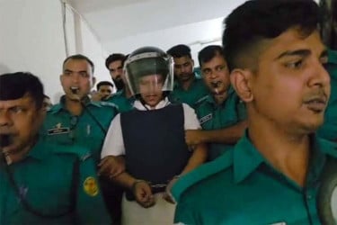 ৩ দিনের রিমান্ডে ক্যাসিনো সেলিম