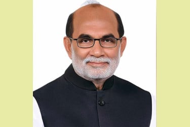 স্ত্রীসহ শ. ম রেজাউলের আয়কর নথি জব্দ