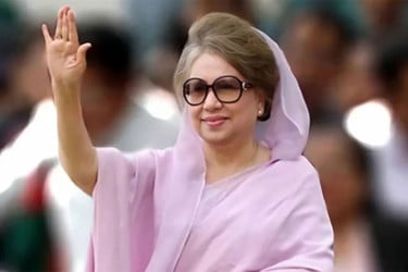 নির্বাচনে বগুড়া-৭ ও দিনাজপুর-৩ আসন থেকে লড়বেন খালেদা জিয়া