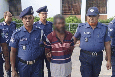 গাইবান্ধায় ৬৮ বছর বয়সী বৃদ্ধাকে ধর্ষণ, প্রধান আসামি গ্রেফতার