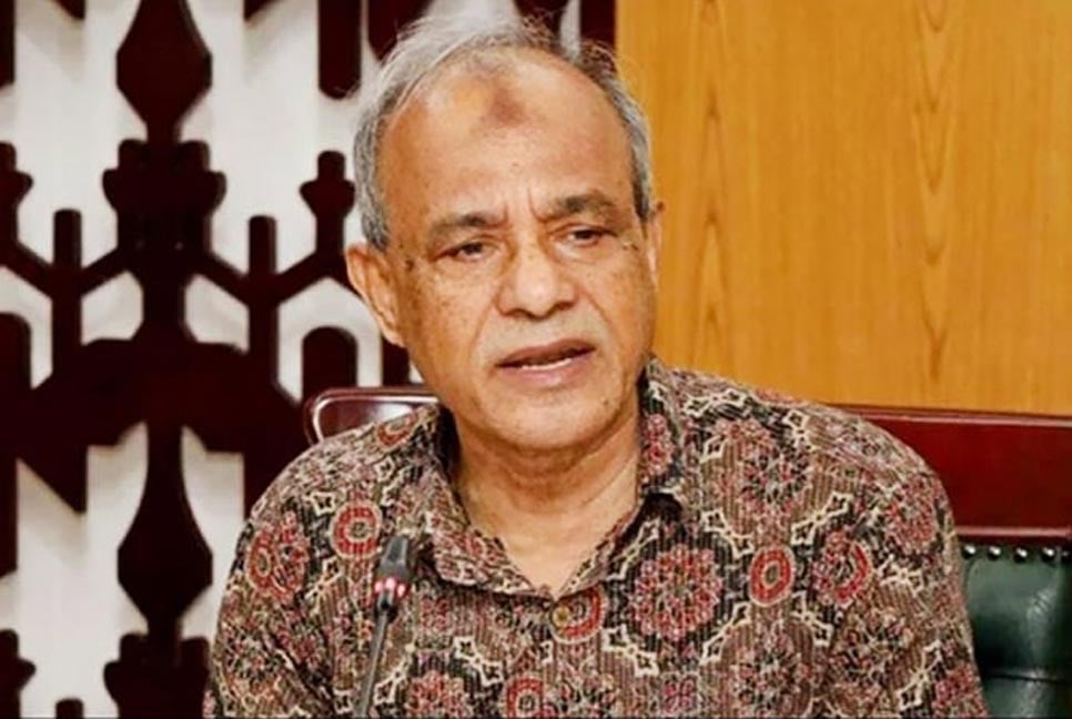 অবৈধ সুবিধা দিলে পুলিশের বিরুদ্ধে ব্যবস্থা : স্বরাষ্ট্র উপদেষ্টা