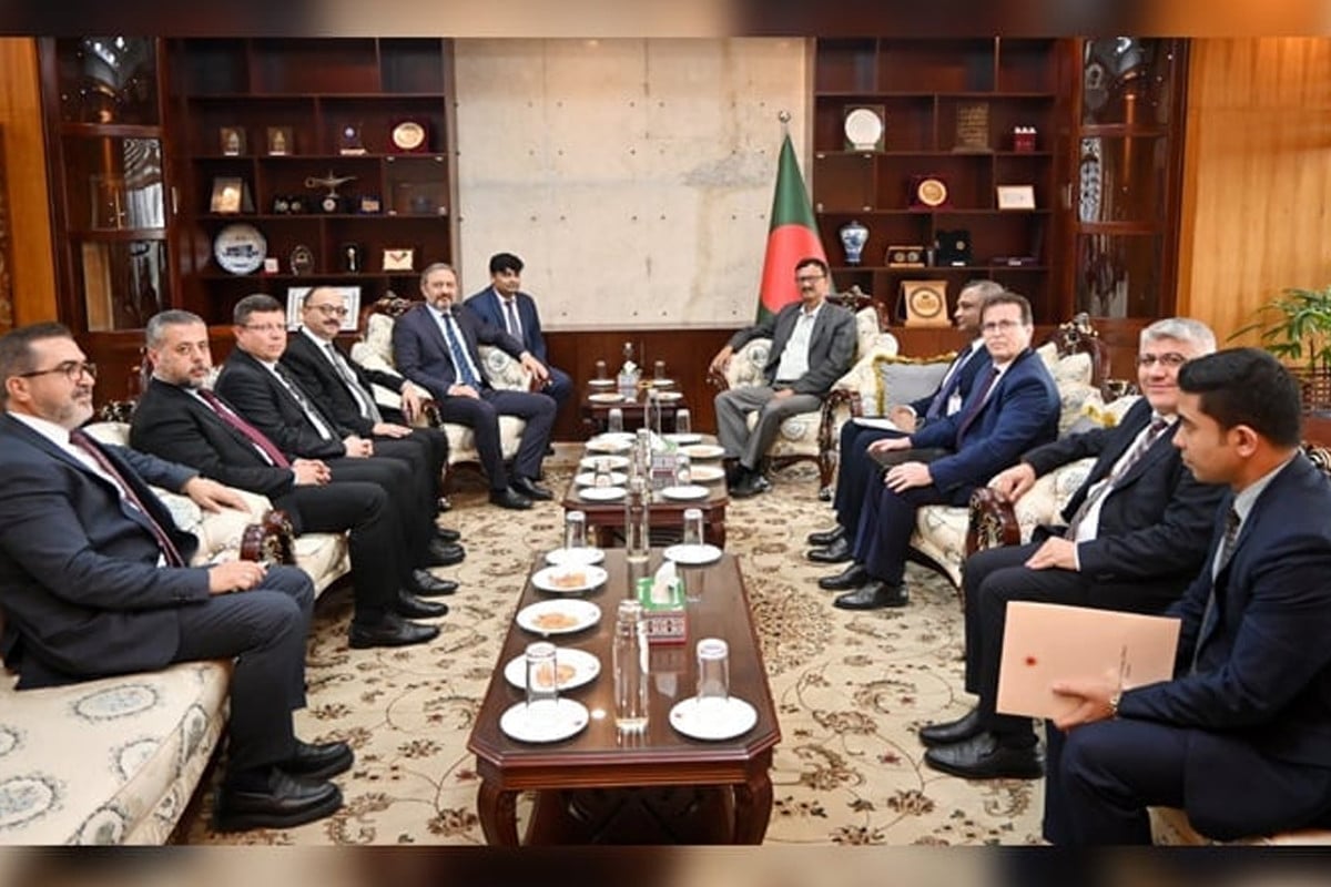 বাণিজ্য ও প্রতিরক্ষা খাতে তুরস্কের সহযোগিতা জোরদারের আহ্বান পররাষ্ট্র উপদেষ্টার