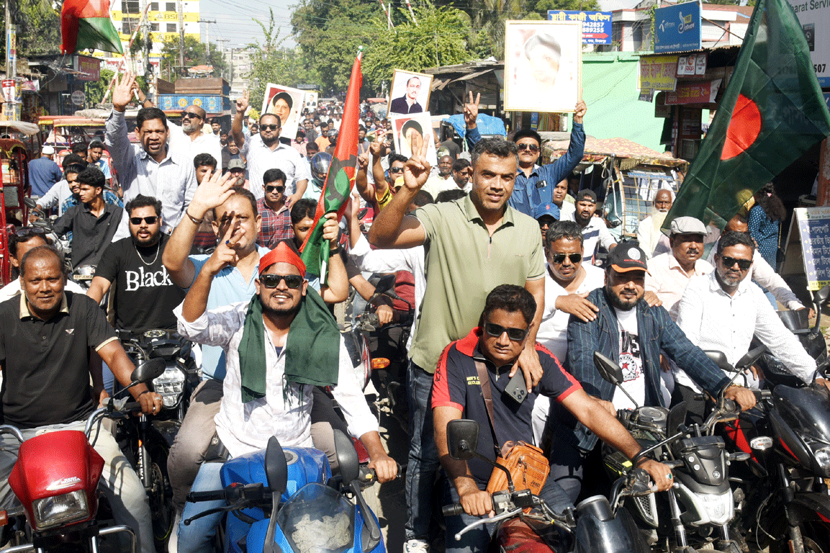 খালেদা জিয়ার প্রার্থিতা ঘোষণায় নির্বাচনী উচ্ছাসে উত্তাল দিনাজপুর