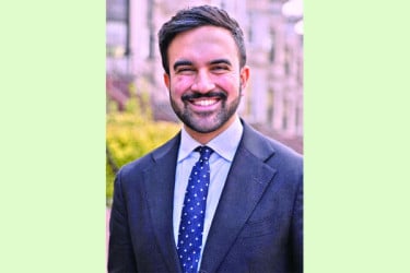 ইতিহাস গড়ার পথে মামদানি