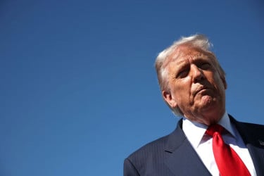 নিউইয়র্ক সিটির মেয়র নির্বাচনে অ্যান্ড্রু কুমোকে ভোট দিতে বললেন ট্রাম্প