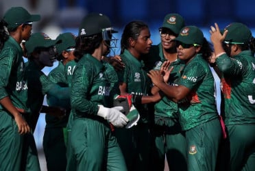 নারী ক্রিকেটারদের বেতন বাড়াল বিসিবি