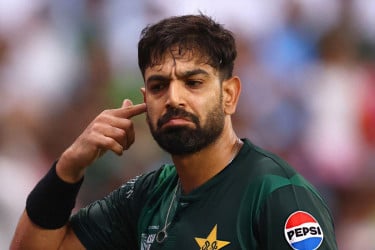 শৃঙ্খলা ভঙ্গের কারণে রউফকে শাস্তি দিলো আইসিসি