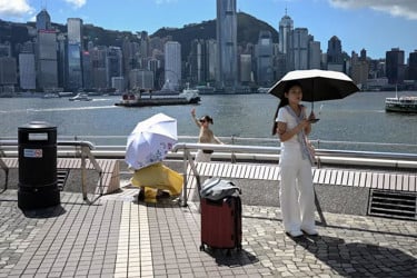 রেকর্ড উষ্ণতম অক্টোবর দেখলো হংকং