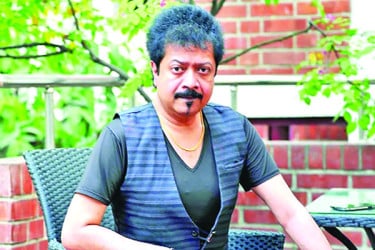 জটিল মানুষ কুমার বিশ্বজিৎ