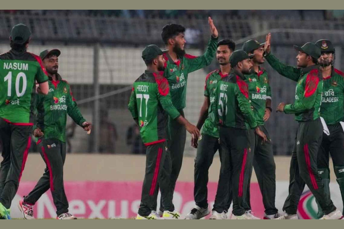 শ্রীলঙ্কায় ত্রিদেশীয় সিরিজ থেকে সরে দাঁড়াল বাংলাদেশ