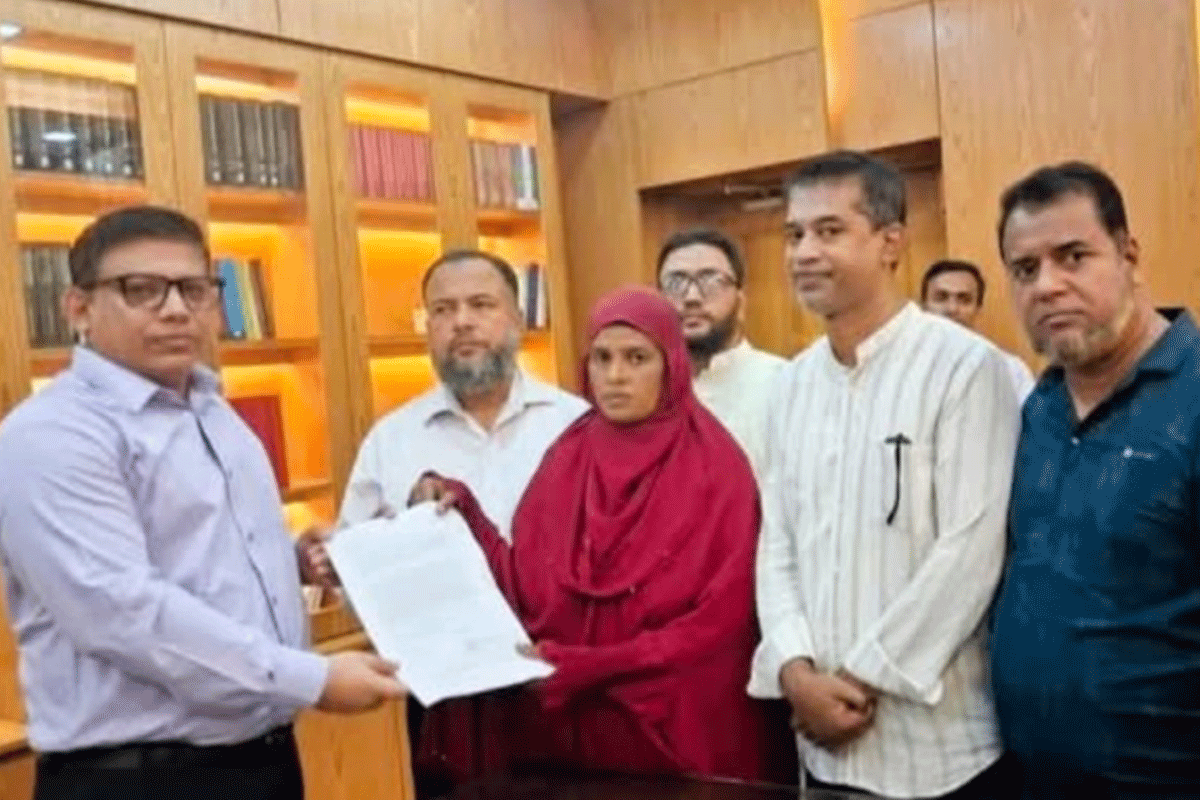 বুড়িচংয়ে তুহিন হত্যার বিচারের দাবিতে মানববন্ধন